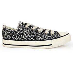 Converse CTAS Low Ox Unisex Sneaker Snow Leopard Flock Canvas Men's 4 Women's 6
